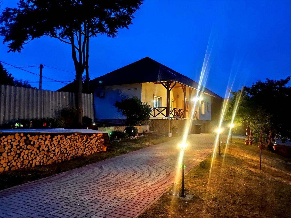 Appartement Szandra Osku